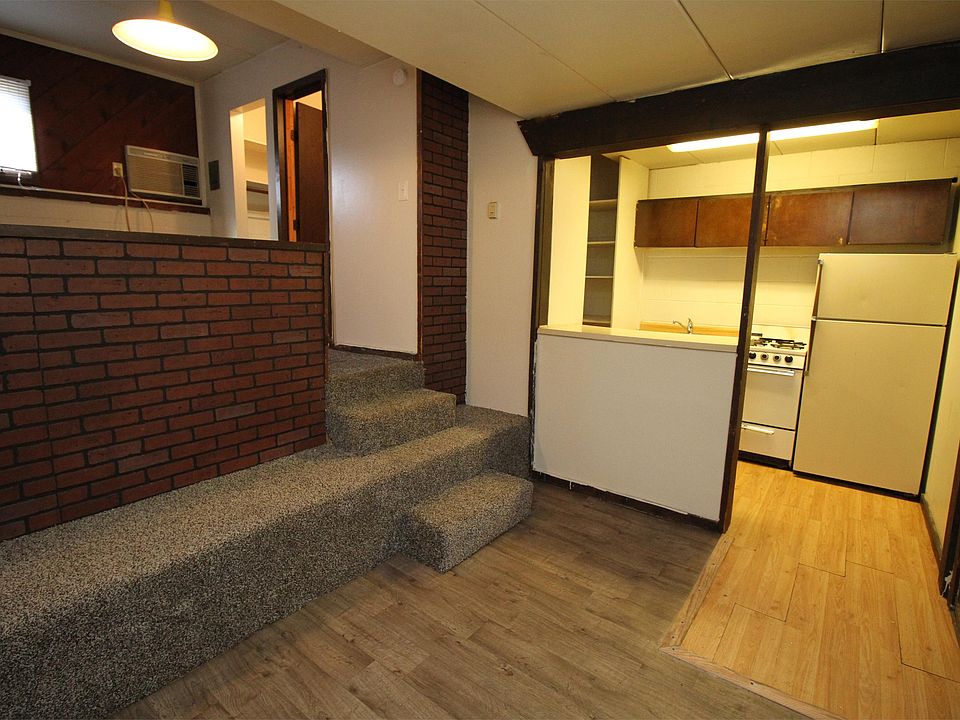 1st image of 877 N 26th St APT 22