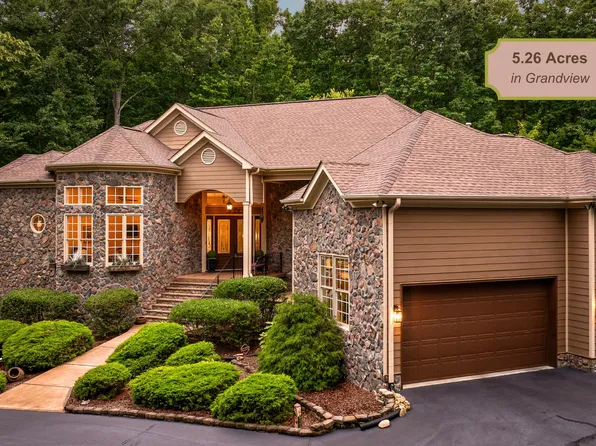 240 Horseshoe Bend Rd E, Signal Mountain, TN 37377