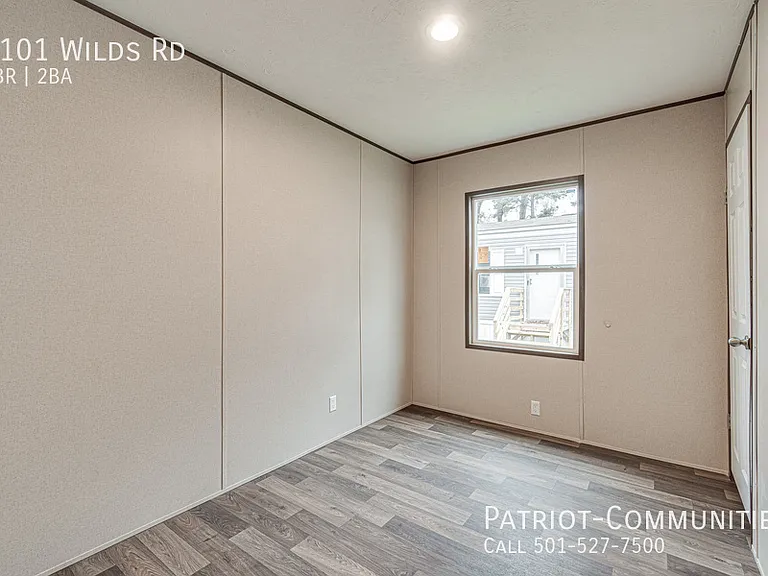 1101 Wilds Rd — Photo 8