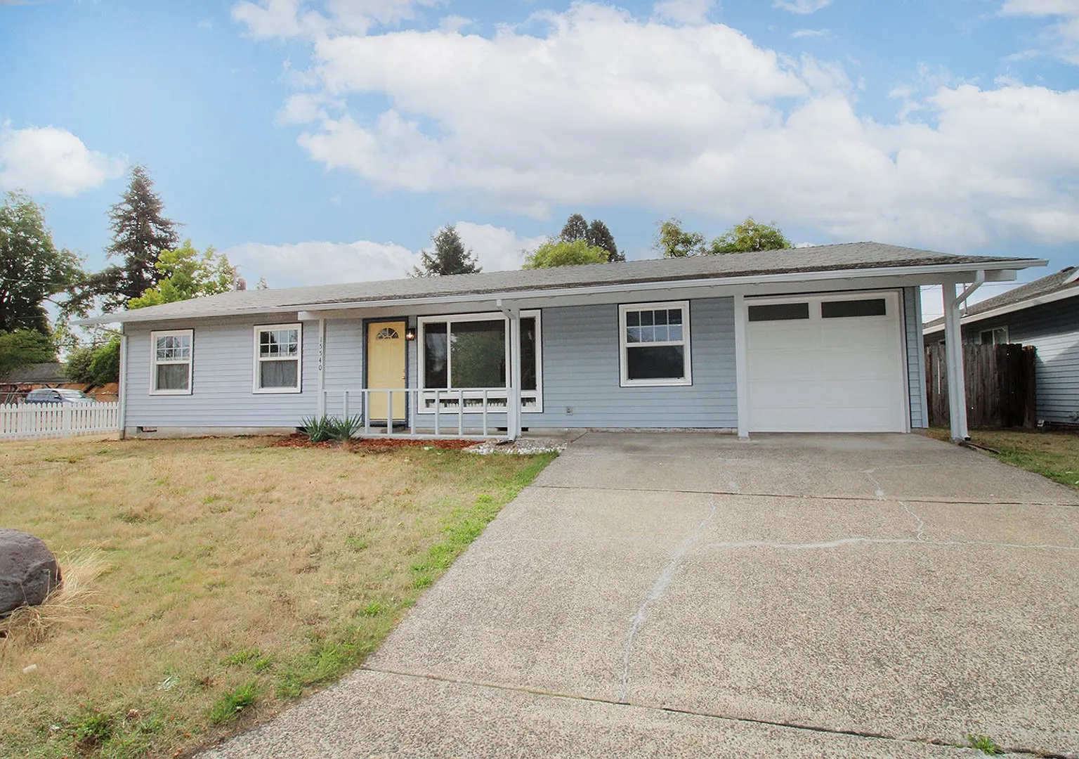 Thoughtfully Updated 3 Bed/2 Bath Ranch Home on Large Lot SE PDX — Photo 2
