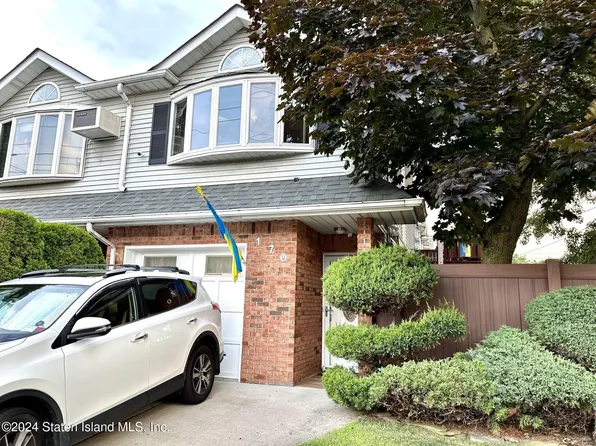 170 Sand Ln, Staten Island, NY 10305