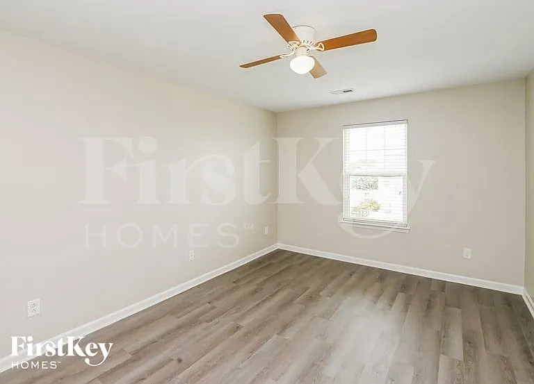4637 Triumph Dr SW — Photo 13