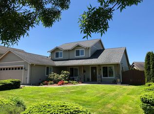 8637 Ashbury Ct, Blaine, WA 98230