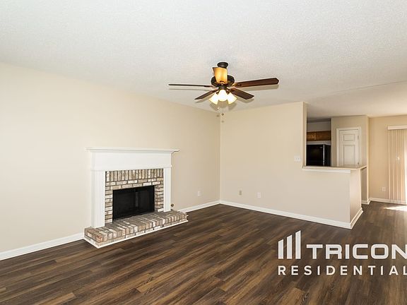 3rd image of 1150 Augusta Woods Dr