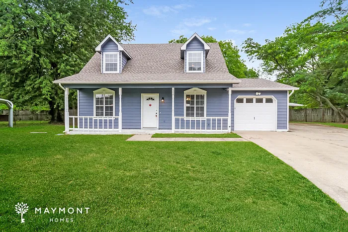 3 bed, 2.0 bath, 1300 sqft, $1,545 — Photo 1