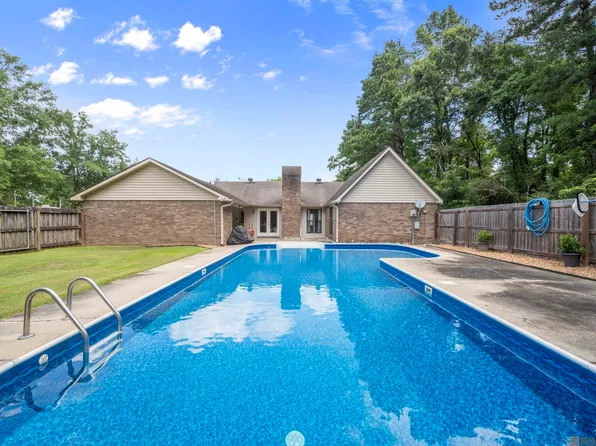 120 Lakewood Ave, Denham Springs, LA 70726