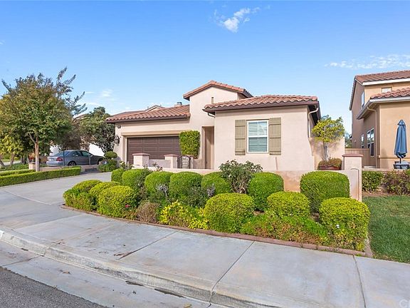 3rd image of 29558 Serenity Ln
