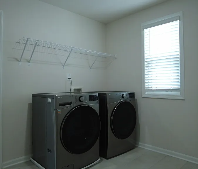 4251 Oakton Dr — Photo 49