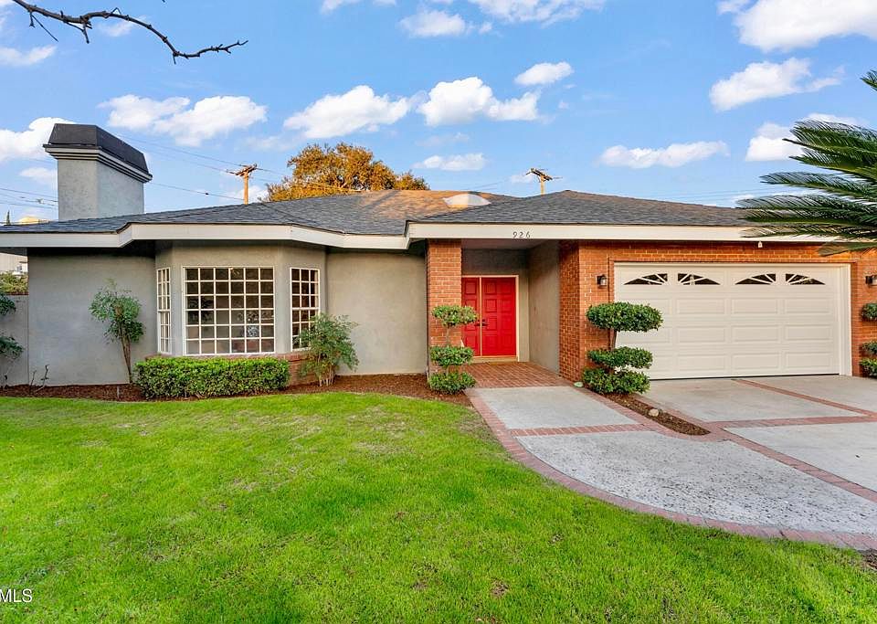 1st image of 926 Sierra Blanca Dr