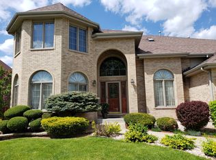 10450 Ridgewood Dr, Palos Park, IL 60464