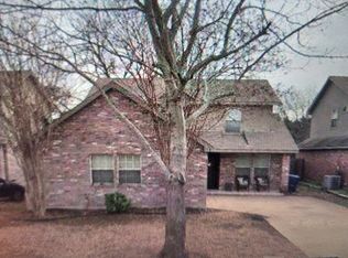 312 Alpine Dr, Desoto, TX 75115