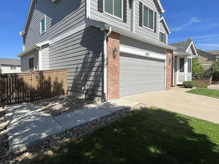 10131 Meadowbriar Ln — Photo 3