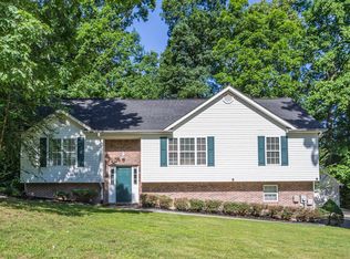 382 Bloomington Dr, Dalton, GA 30721