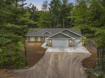W1407 ROLLING HILLS LANE, Marinette, WI, 54143