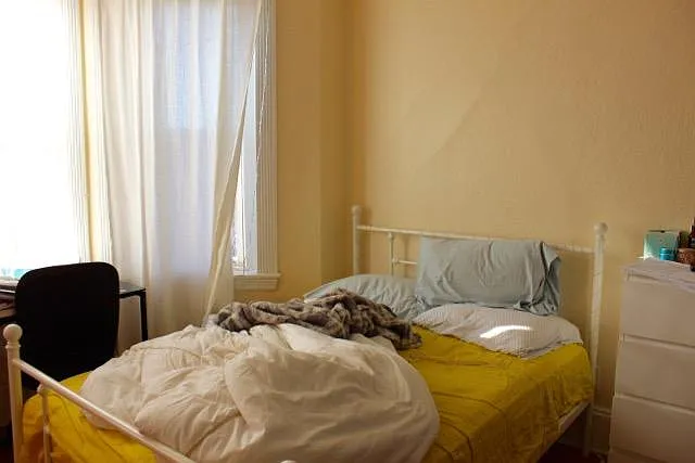 2 bed, 700 sqft, $3,500 — Photo 3