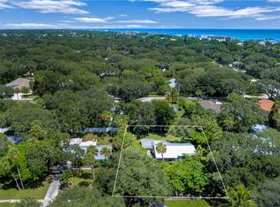 655 Acacia Rd, Vero Beach, FL 32963