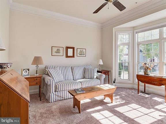 3rd image of 3814 Glen Eagles Dr