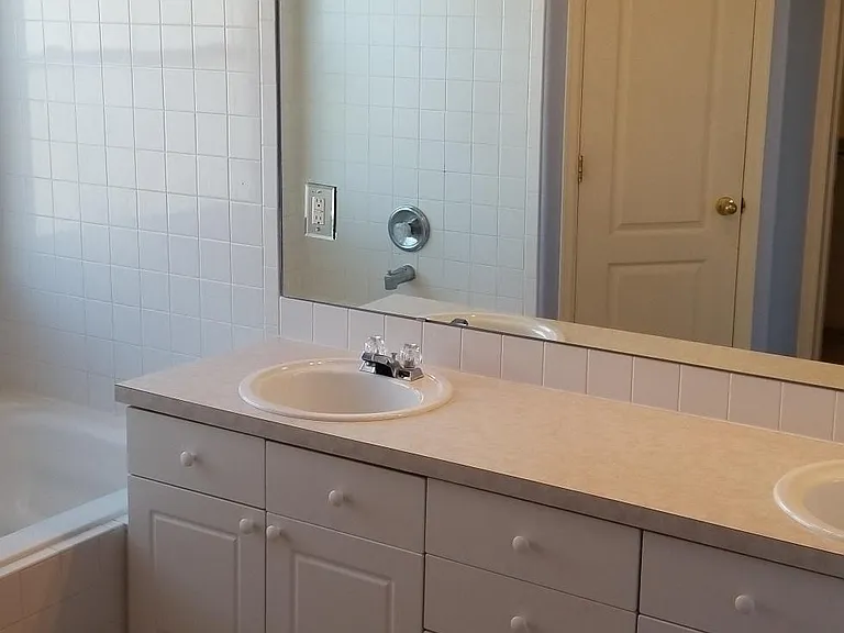 2566 S Halifax St — Photo 12