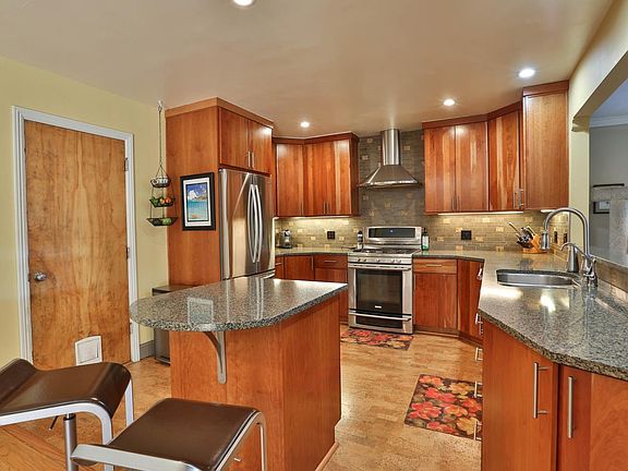 5th image of 2316 Bohannon Dr