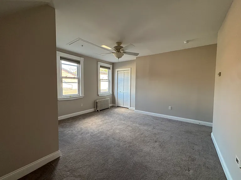 646 Main St #2 — Photo 12