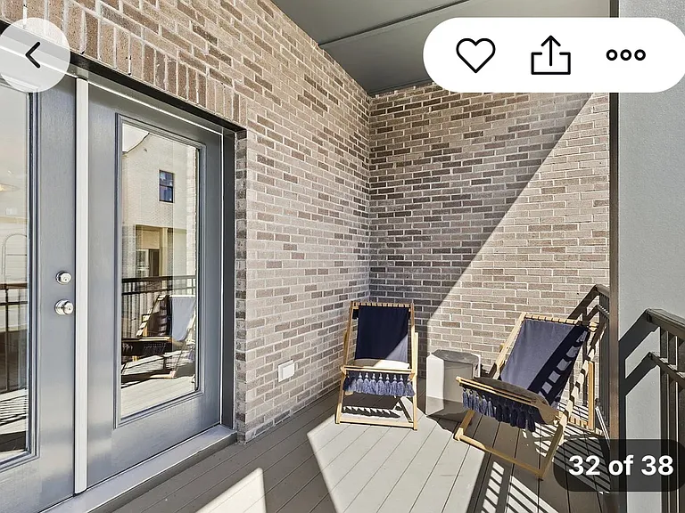 1515 Martel St #C4 — Photo 10