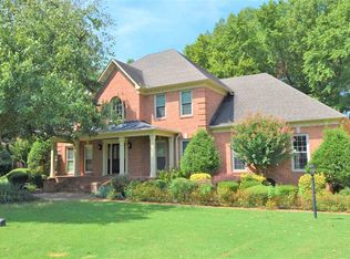 59 Elmhurst Dr, Jackson, TN 38305