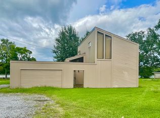 724 Main St, Patterson, LA 70392