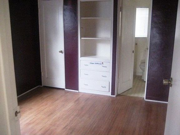 5th image of 605 W 19th St