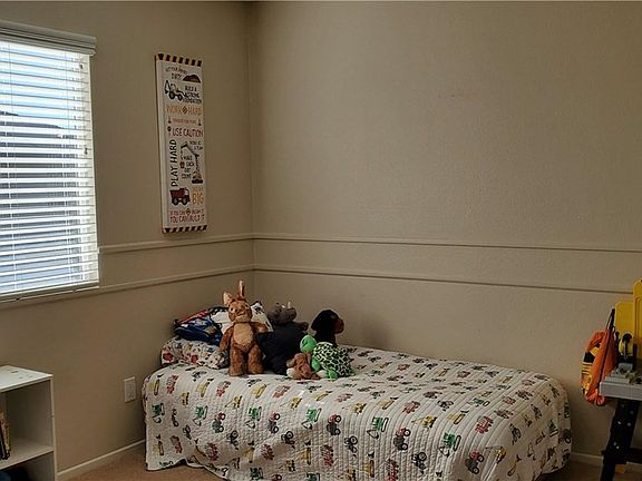3rd image of 25297 Clear Canyon Cir