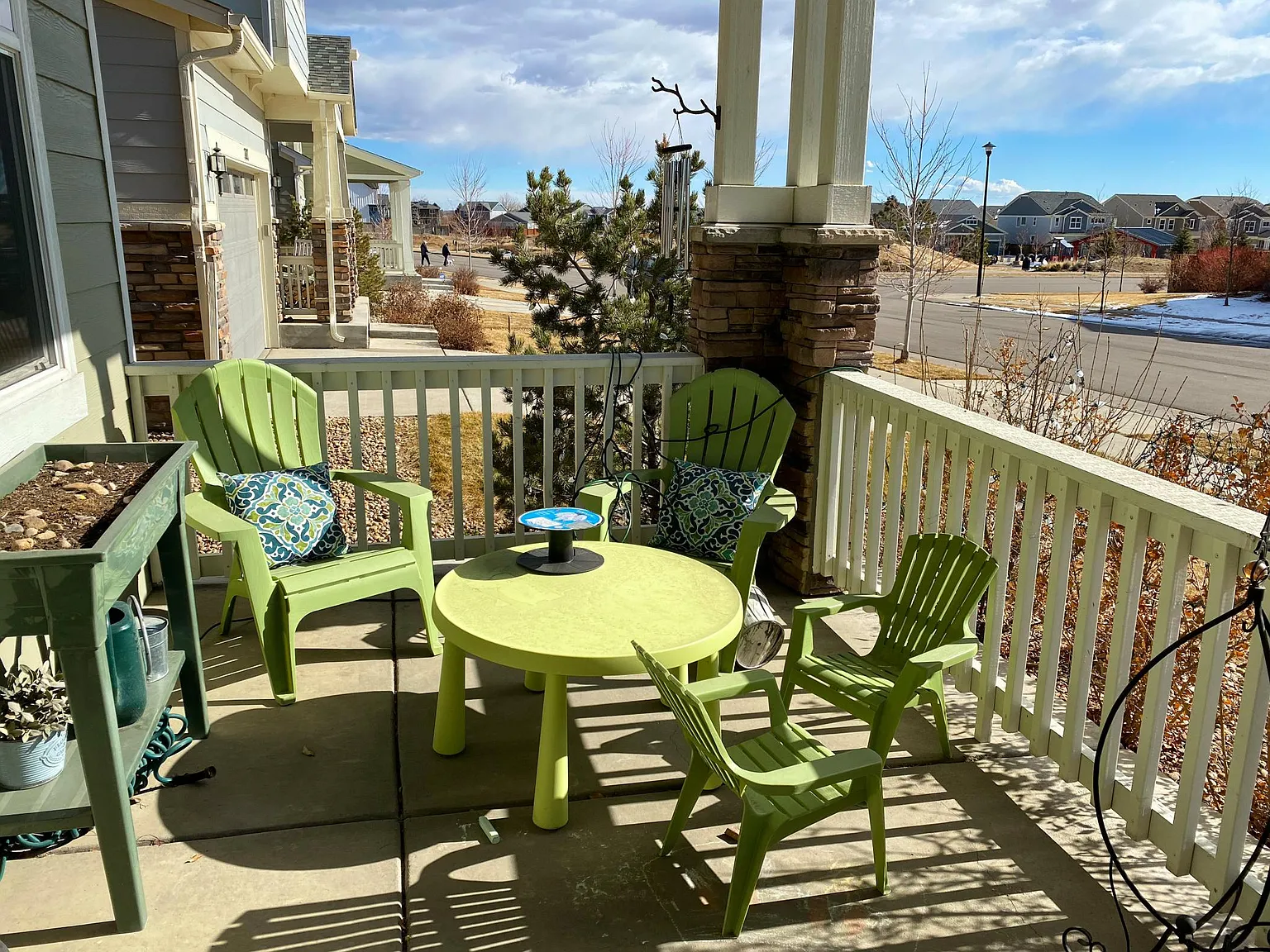 5 bed, 2409 sqft, $4,120 — Photo 3