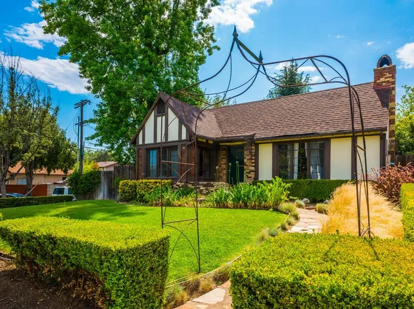 1229 N El Molino Ave, Pasadena, CA 91104