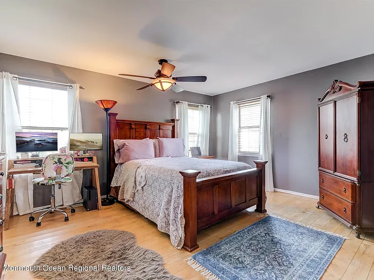 226 Teasdale Pl — Photo 17