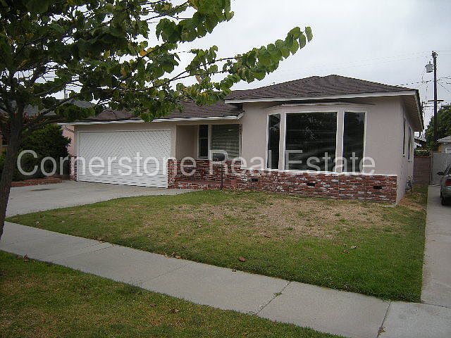 1st image of 4354 Albury Ave