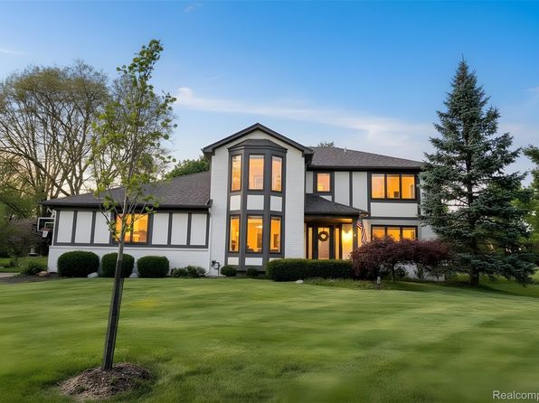 362 Lake Forest Rd