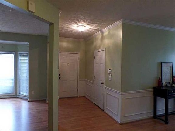 2nd image of 1565 Valley Club Dr