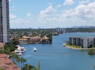 Clippers At Biscayne Cove, Aventura, FL 33160