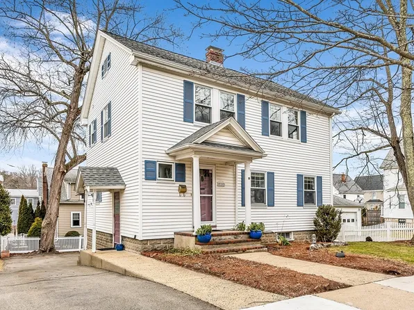 18 Irving St, Melrose, MA 02176