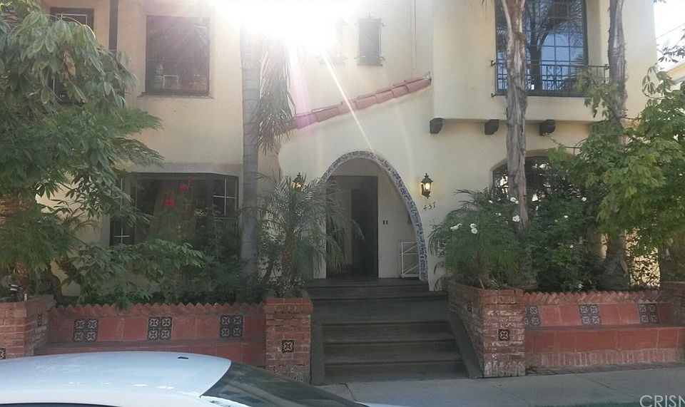 1st image of 435 N Curson Ave