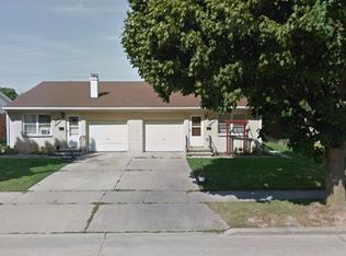 1216 E Sylvan Ave, Appleton, WI 54915