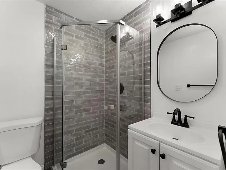 2203 Nottingham Rd — Photo 11