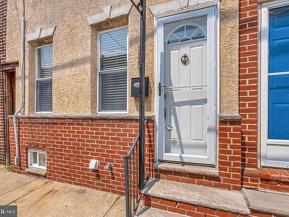 2nd image of 137 Sigel St