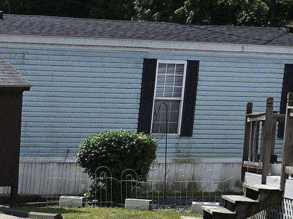 443 Dyer Ave Trailer 10