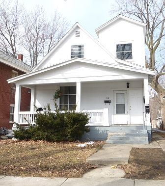 2nd image of 716 W Main St