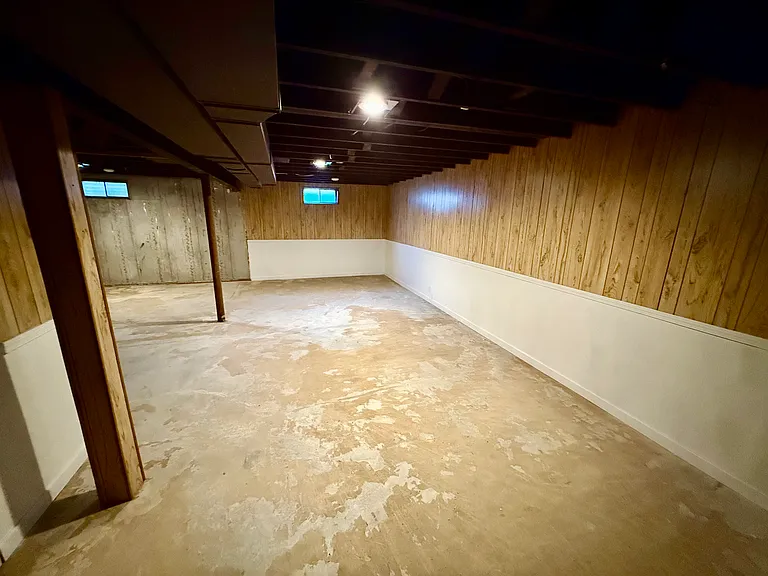 2315 N Claremont Dr — Photo 18
