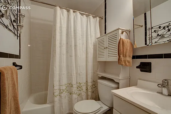 Rented by Compass | media 34