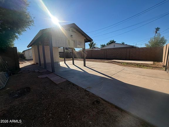 5th image of 6710 N 55TH Avenue