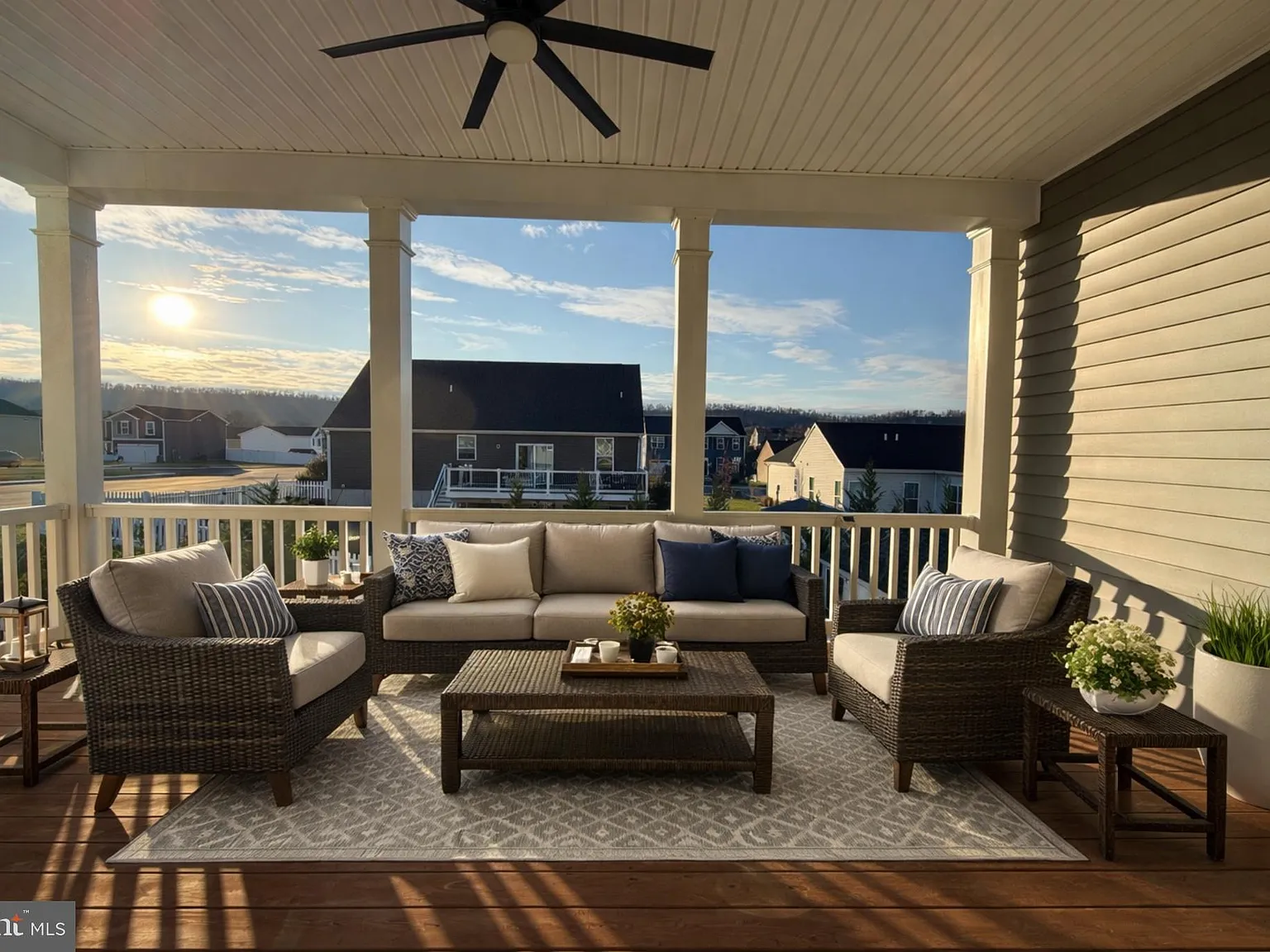 5 bed, 4.0 bath, 4548 sqft, $2,950 — Photo 3