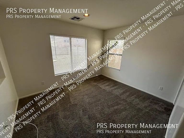 45563 W Starlight Dr — Photo 21