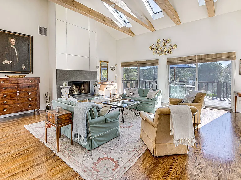4 Blackwatch Ct — Photo 8