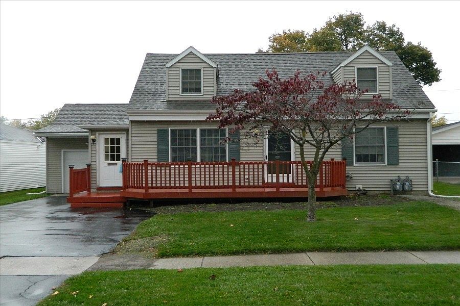 1st image of 52 Briarwood Dr